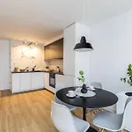Superapart Jana Pawla Ii, 302 Cozy Urban Retreat, Perfect For Couples